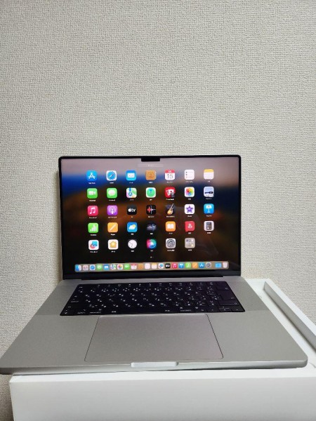 MacBook Pro 2023 M3 Max 128GB/8TB ハイスペック