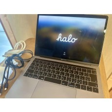 MacBook Pro 13インチ 2019 Core i5 8GB 256GB