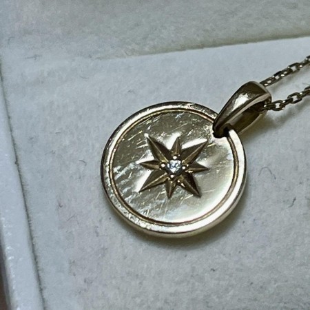 K10YG eteダイヤモンドネックレス