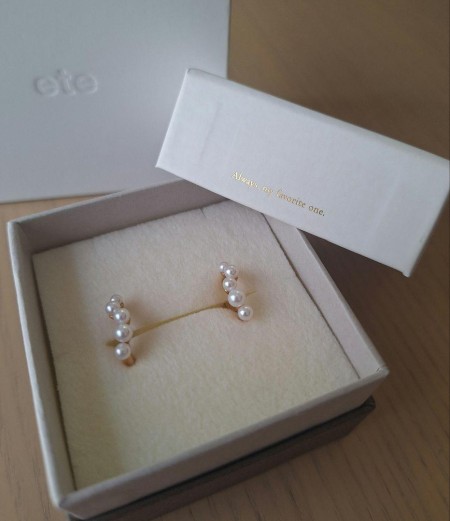 eteパールハグピアス