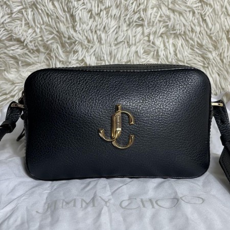 極美品✨JIMMY CHOO カメラバッグ ロゴ金具 ブラック