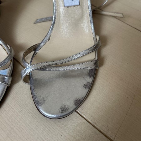 Jimmy Choo シルバー ストラップサンダル 38,5