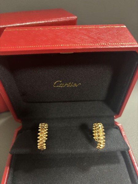 タイムセール中　カルティエ クラッシュ　ピアス