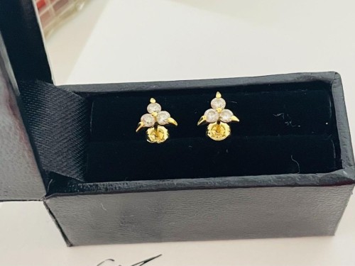 アヤミジュエリーダイヤモンドピアス