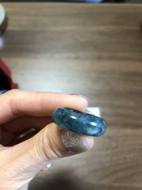 ☆天然石卸☆超激レア!!☆完全別格品!!(宝石質）