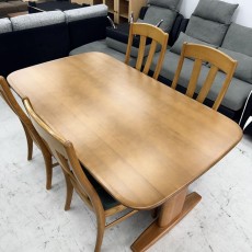 【超美品‼️】定価数十万♪ カリモク家具 165cm幅4人掛けダイニングセット