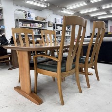 【超美品‼️】定価数十万♪ カリモク家具 165cm幅4人掛けダイニングセット