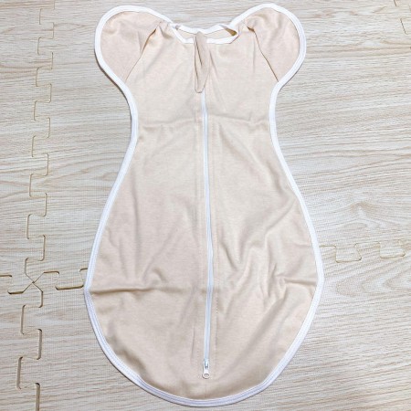 ✨人気商品・新品未使用✨おくるみ スワドル Sサイズ ベージュ 新生児 3ヶ月