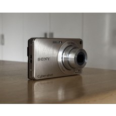 SONY Cyber-shot 14.1メガピクセル　DSC-W350