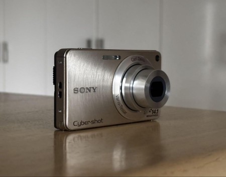 SONY Cyber-shot 14.1メガピクセル　DSC-W350