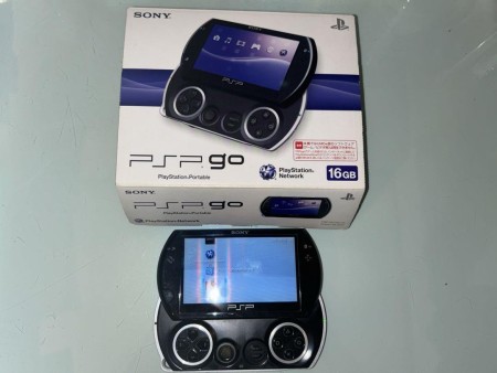 SONY PSP go 16GB 本体