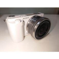 SONY αミラーレスカメラ ZV-E10 ホワイト 16-50mm