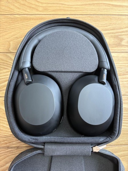 Sony WH-1000XM5ワイヤレスヘッドホン